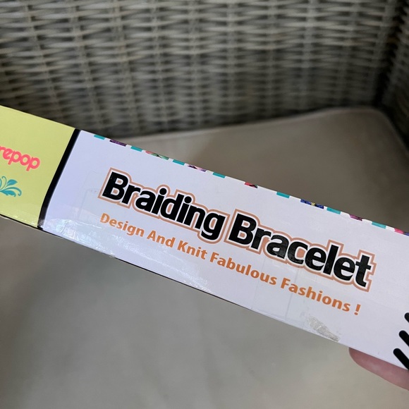 Prepop Friendship Bracelet Making Kit - Picture 4 of 8